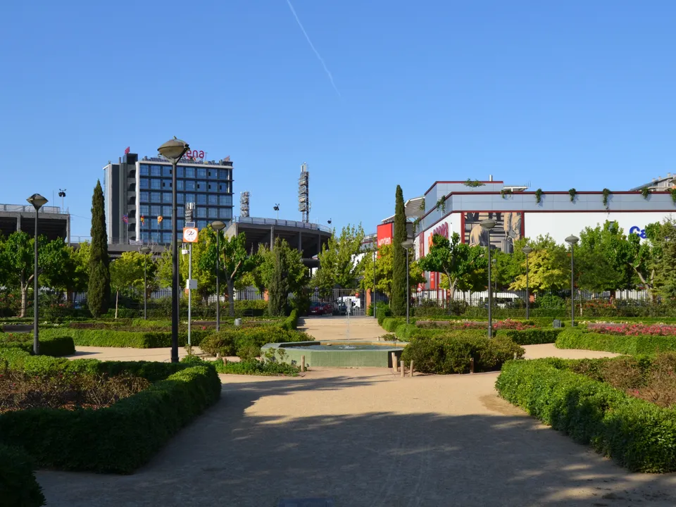 Formal garden beds and fountain in Parque de Orriols, Valencia.